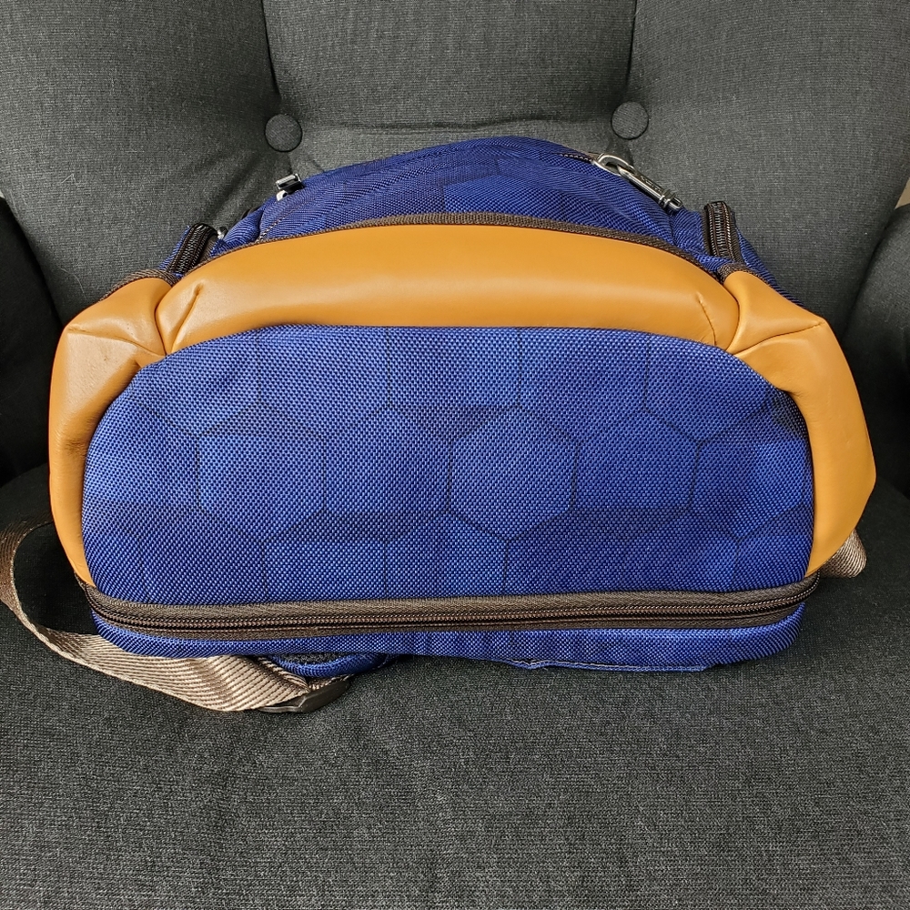 Like New Tumi Alpha Bravo Knox backpack - Picture 3 of 11